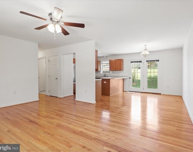 1114 Ashby Street - Photo Thumbnail 3