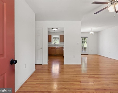 1114 Ashby Street - Photo Thumbnail 2