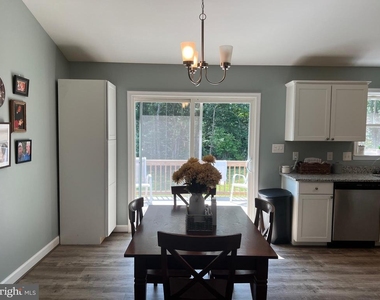 346 Brooks Drive - Photo Thumbnail 6