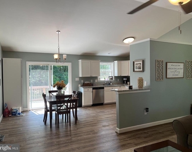 346 Brooks Drive - Photo Thumbnail 8