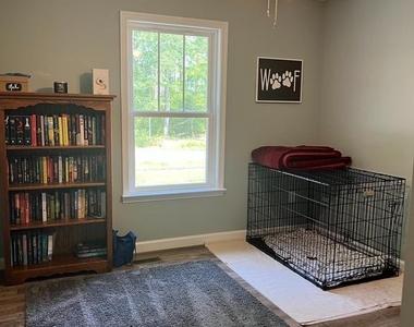 346 Brooks Drive - Photo Thumbnail 13