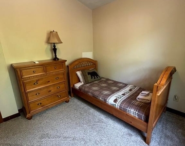 32 Cherry - Photo Thumbnail 31