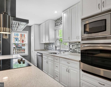 16611 Geddy Court - Photo Thumbnail 6