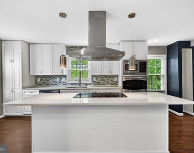 16611 Geddy Court - Photo Thumbnail 3