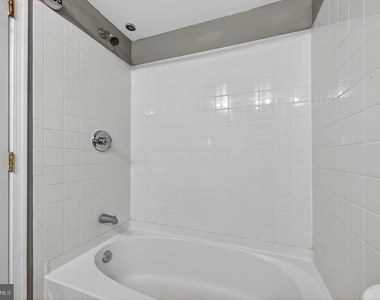 16611 Geddy Court - Photo Thumbnail 18