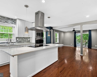 16611 Geddy Court - Photo Thumbnail 5