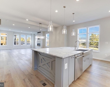 43920 Ludwell Farm Square - Photo Thumbnail 18