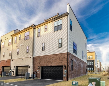 43920 Ludwell Farm Square - Photo Thumbnail 33