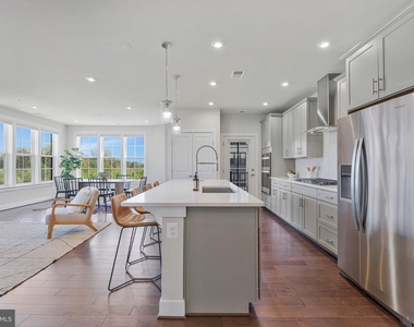 2320 Field Point Road - Photo Thumbnail 11