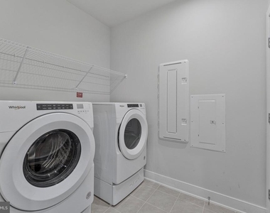 2320 Field Point Road - Photo Thumbnail 21