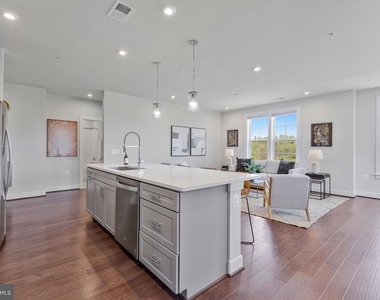 2320 Field Point Road - Photo Thumbnail 7