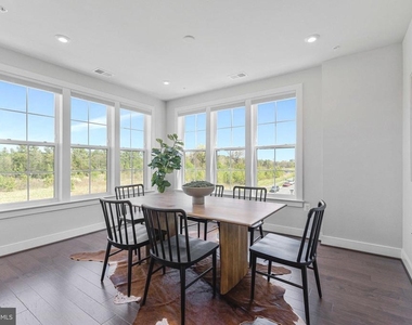 2320 Field Point Road - Photo Thumbnail 5
