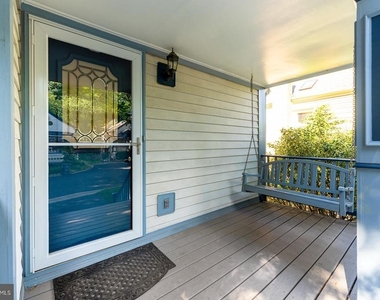 8415 Hollis Lane - Photo Thumbnail 2