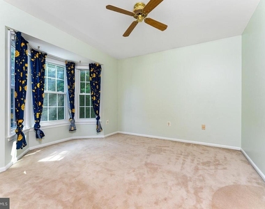 8415 Hollis Lane - Photo Thumbnail 16