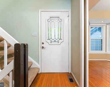 8415 Hollis Lane - Photo Thumbnail 8