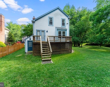 8415 Hollis Lane - Photo Thumbnail 3