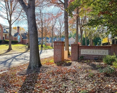 1300 Pinstripe Court - Photo Thumbnail 20
