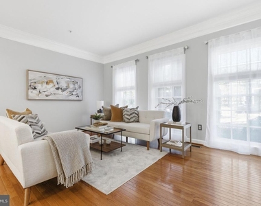 7996 Reserve Way - Photo Thumbnail 7