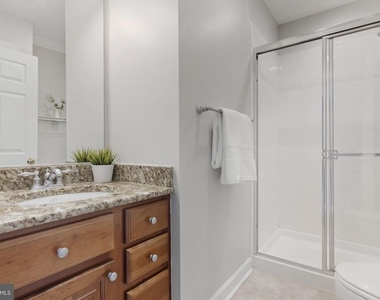 7996 Reserve Way - Photo Thumbnail 40