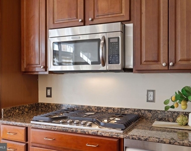 7996 Reserve Way - Photo Thumbnail 16