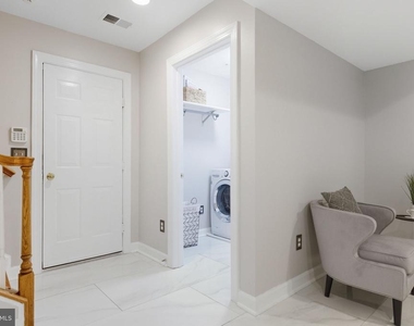 7996 Reserve Way - Photo Thumbnail 42
