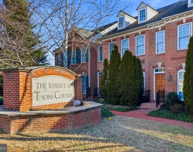 7996 Reserve Way - Photo Thumbnail 4