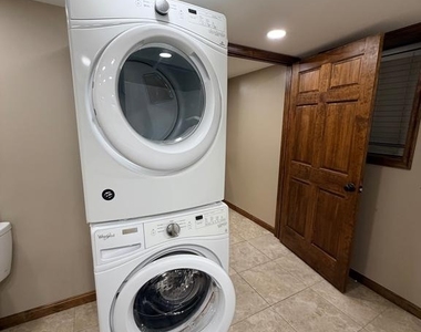 1105 Meander Drive - Photo Thumbnail 16
