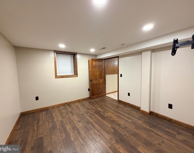 1105 Meander Drive - Photo Thumbnail 24