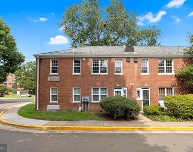3201 Commonwealth Avenue - Photo Thumbnail 22