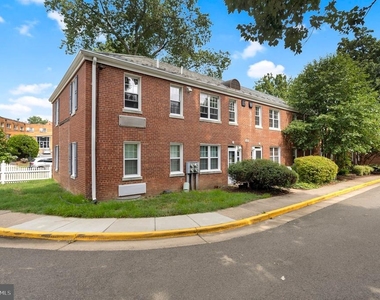 3201 Commonwealth Avenue - Photo Thumbnail 21