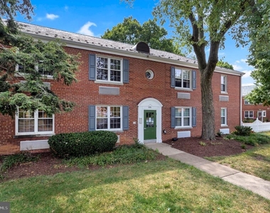 3201 Commonwealth Avenue - Photo Thumbnail 23