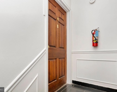 3201 Commonwealth Avenue - Photo Thumbnail 1