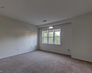 1427 Oronoco Street - Photo Thumbnail 14