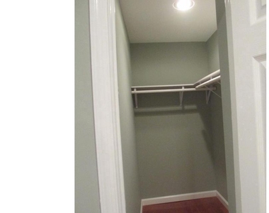 1253 S 27th Street - Photo Thumbnail 9