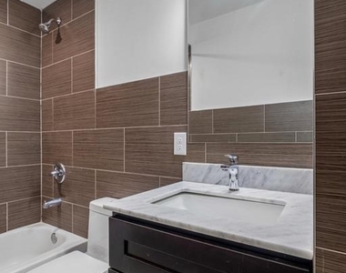 1945 N 7th Street - Photo Thumbnail 20