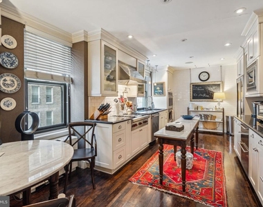 135 S 19th Street - Photo Thumbnail 14