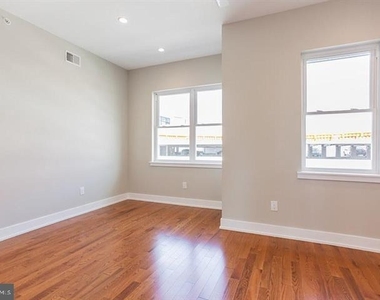 146 W Wildey Street - Photo Thumbnail 14