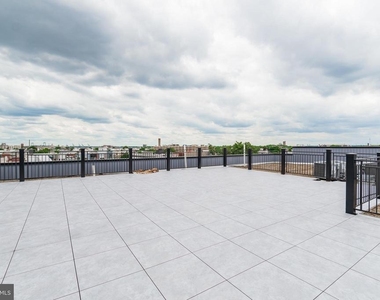 1622 Point Breeze Avenue - Photo Thumbnail 14