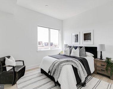 2201 Washington Avenue - Photo Thumbnail 5
