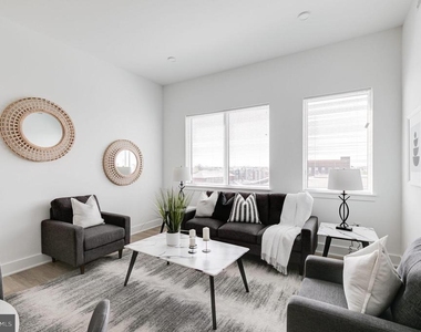 2201 Washington Avenue - Photo Thumbnail 3