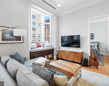 421 Chestnut Street - Photo Thumbnail 7