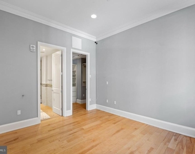 421 Chestnut Street - Photo Thumbnail 10