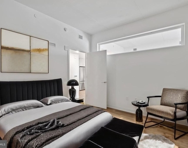 569 N 5th Street - Photo Thumbnail 9