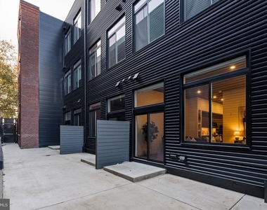 525 N 41st Street - Photo Thumbnail 13