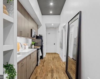 525 N 41st Street - Photo Thumbnail 10
