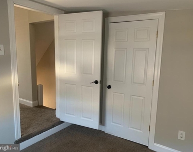 457 Walnut Street - Photo Thumbnail 8