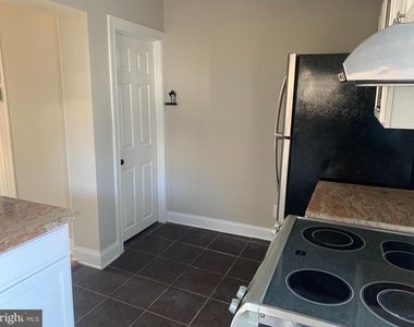 457 Walnut Street - Photo Thumbnail 4
