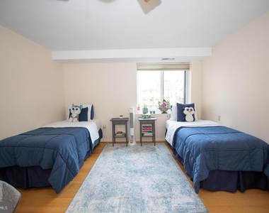 1637 Oakwood Drive - Photo Thumbnail 13