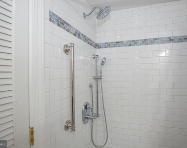 1637 Oakwood Drive - Photo Thumbnail 16