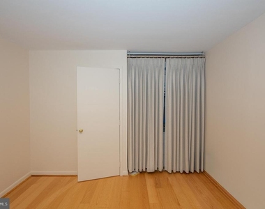 1637 Oakwood Drive - Photo Thumbnail 18